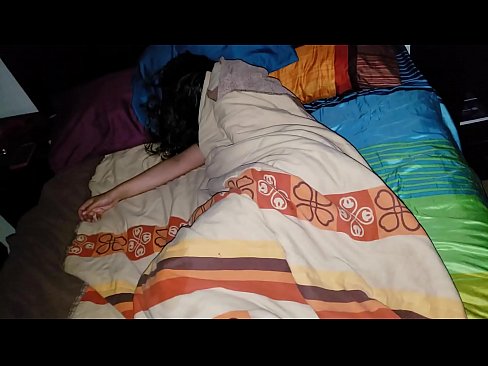 ❤️ Kasupoeg sõimab oma noort kasuema, kui ta magab. ☑ Pornovideo at et.epicpornvideos-com.ru ❌️